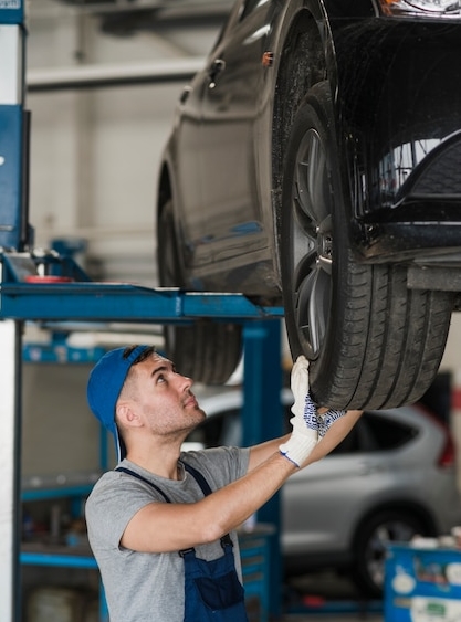 Технический осмотр и замена задних амортизаторов